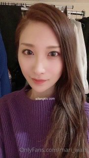 女人脱精光直播APP欲求不满的老婆做完以后还要再玩蛋蛋才能满足附下载链接